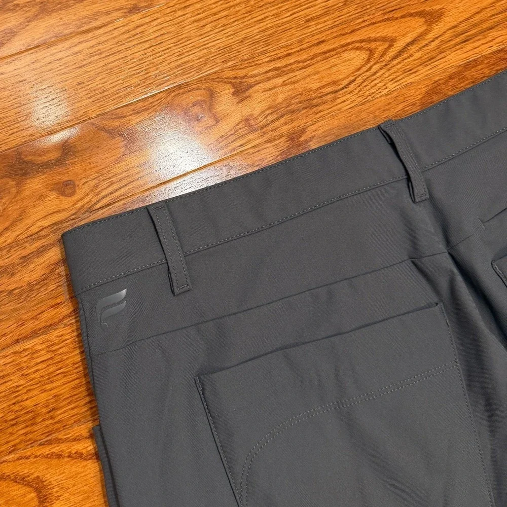 Fabletics The Only Pants Mens 34x32 Gray Golf Performance Commuter Chino Stretch